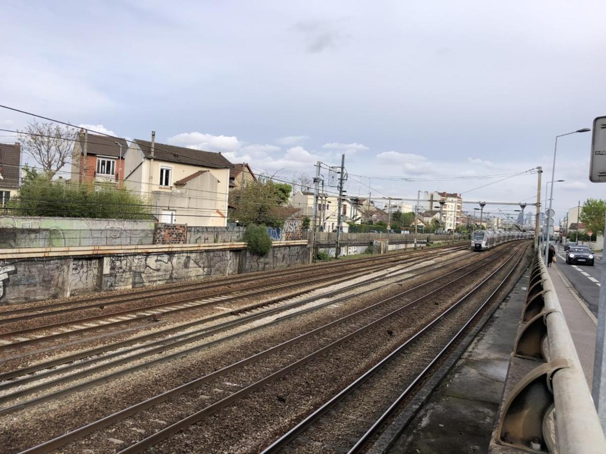 AlloAppartMeublé_L'émeraude Houilles Esterno foto